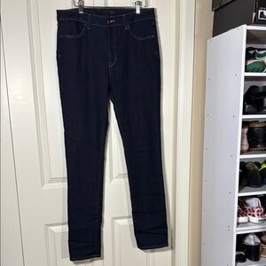 NWOT Uniqlo Dark Denim Slim, Straight, Hi-Rise Jeans (30x33inch)